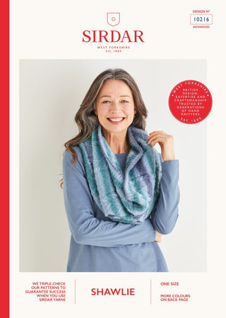 S10216 Relaxed Cable and Moss Stitch Snood in Sirdar Shawlie