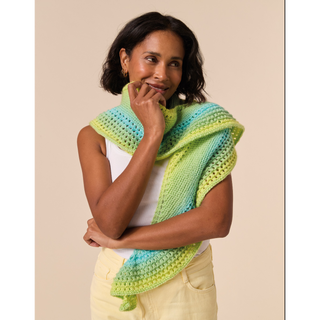 S10926 Crescent Glow Shawl Knitting Pattern in Sirdar Jewelspun Ombre Aran
