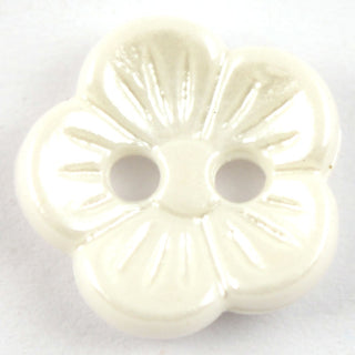 Small Molded Pearlescent Flower