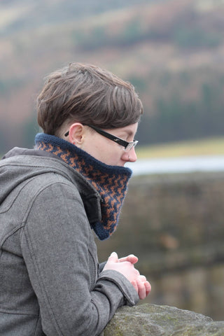 Baa Ram Ewe Dobcross Cowl in Dovestone