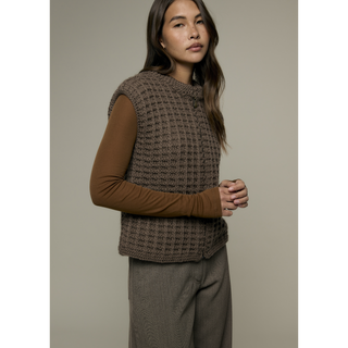 MIP121 Arlo Gilet in Mode at Rowan Chunky Wool