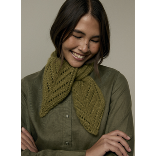 MIP126 Rosin Neckerchief in Mode at Rowan Softest Alpaca