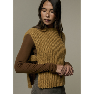 MIP130 Zella Vest in Mode at Rowan Softest Alpaca