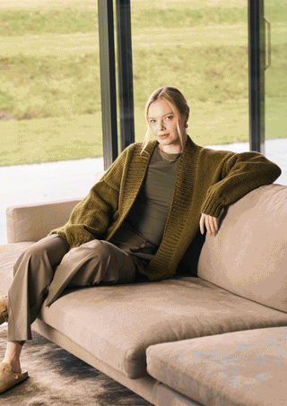 MIP18 Alby - Cardigan in Mode at Rowan Chunky Wool