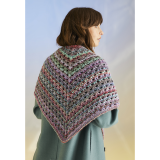 S10711 Sea Shells Shawl in Sirdar Jewelspun with Wool Chunky