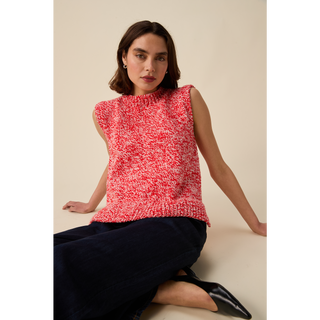 S10952 Twin Round Neck Vest Knitting Pattern in Hayfield Bonus Marl Chunky