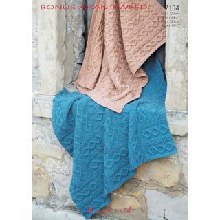S7134 Blanket and Throw in Hayfield Bonus Aran Tweed