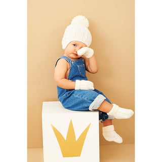 St8768 Baby Hat, Mittens and Booties Wondersoft DK