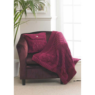 St8931 Throw and Cushion Life Chunky