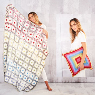 St9559 Blanket & Cushion in Stylecraft Life DK