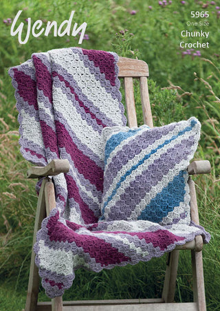 TRW5965 Crochet Throw and Cushion Chunky